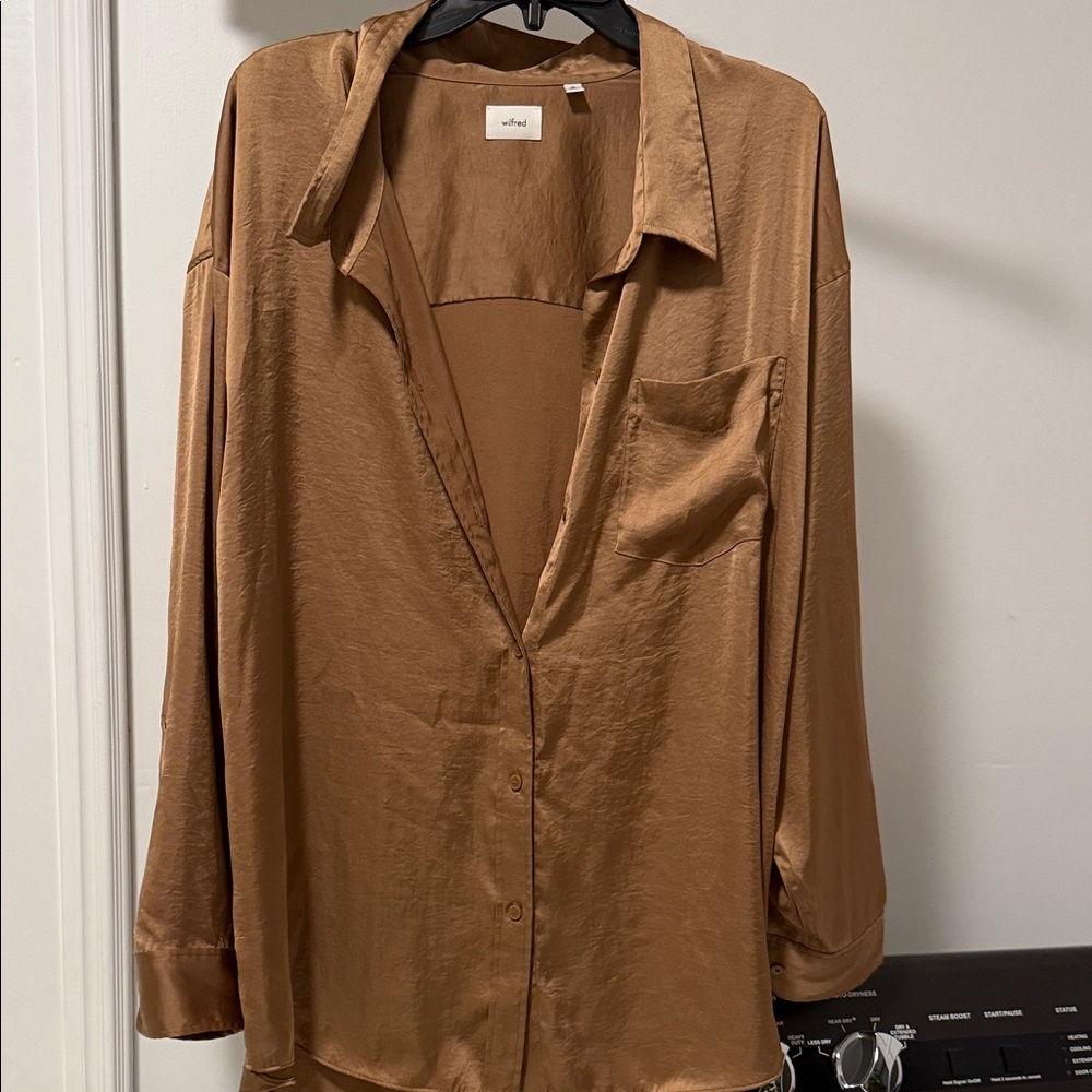 Aritzia Satin Button-Down Shirt in Warm Caramel Brown